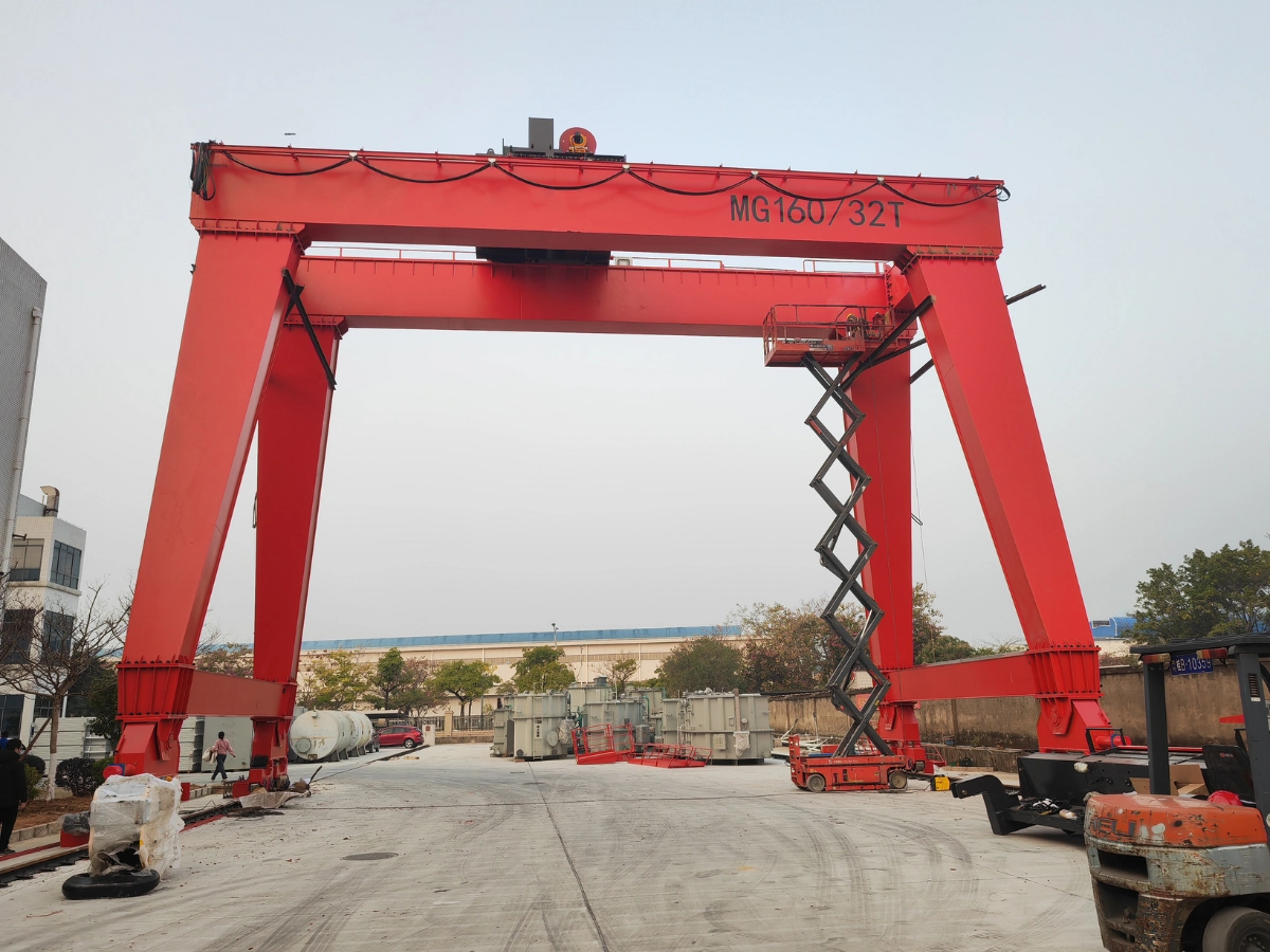 Gate cranes