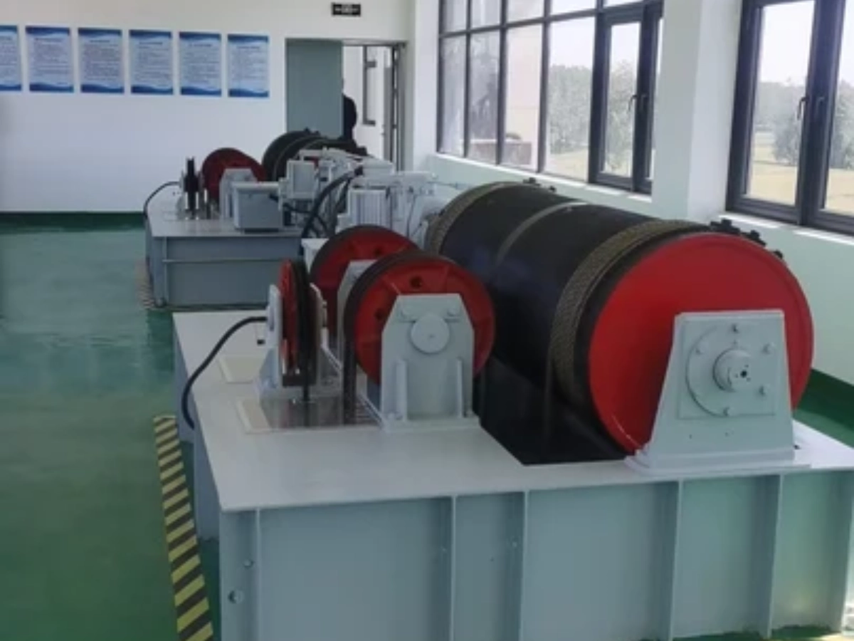 Winch hoists